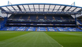 23 Fabulous Chelsea FC Gifts to Captivate Blues Fans